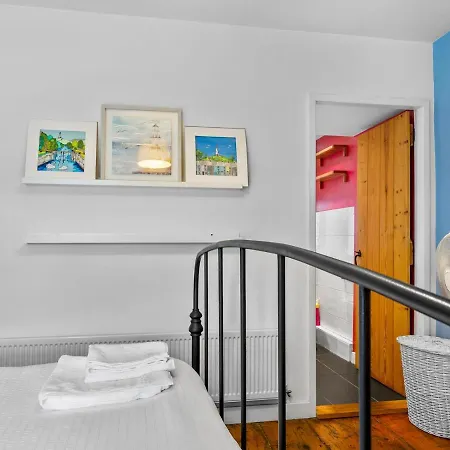 Pass The Keys Quaint Retreat In Charming Holiday home Ulverston