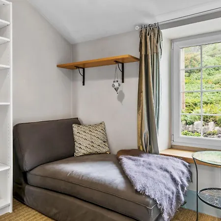 Nyaraló Quaint Retreat In Charming - Pass The Keys *